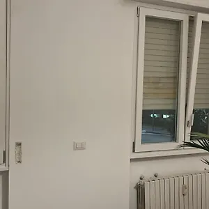  Apartamento Shining House In